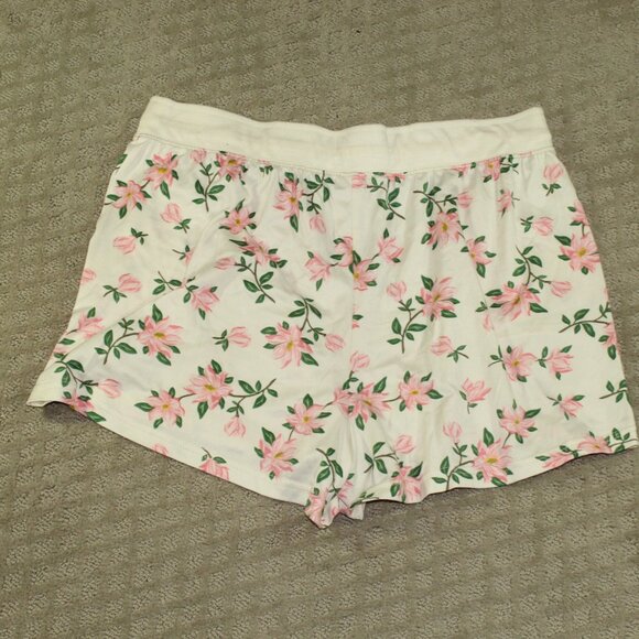 Draper James Women's Large Cream with Pink Flowers Pajama Shorts Set - Picture 4 of 9